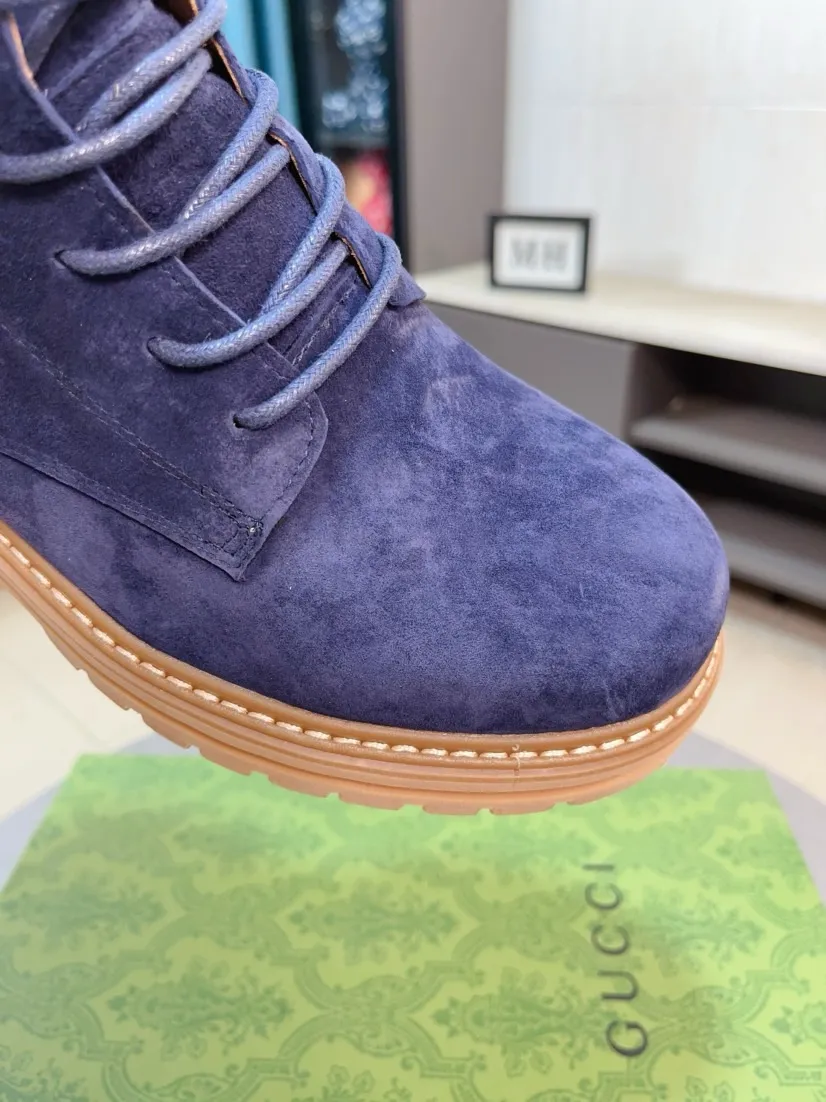 Men's shoes 💰540🌸🌸 (GUCCI) [cow lining plus velvet optional] [can be made without standard] New product Martin boots imported from Canada with full top layer high mercerized frosted fabric, punched using 3D digital technology, high-end and classy, ​​versatile to wear, full of three-dimensionality, close pictures will make you obsessed with the leather. You can't extricate yourself ~ the best on the market.          Fabric: Cowhide/Embossed Lining: Cowhide.          Please make a note when placing an order, sizes: 38-44 (37, 45, 46 can be customized and cannot be returned or exchanged) 5 colors available; black, gray, khaki, coffee, and earthy yellow